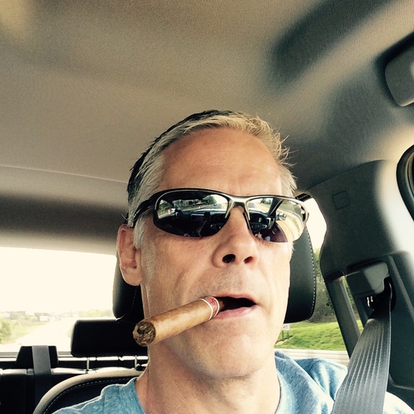 Meet your Posher, Jeff - Picture 1 of 1